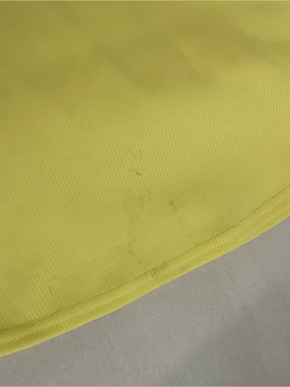 Alo Yoga NWT Slice Tennis in Sunshine Yellow Shorts Underneath Size XS - Picture 15 of 15
